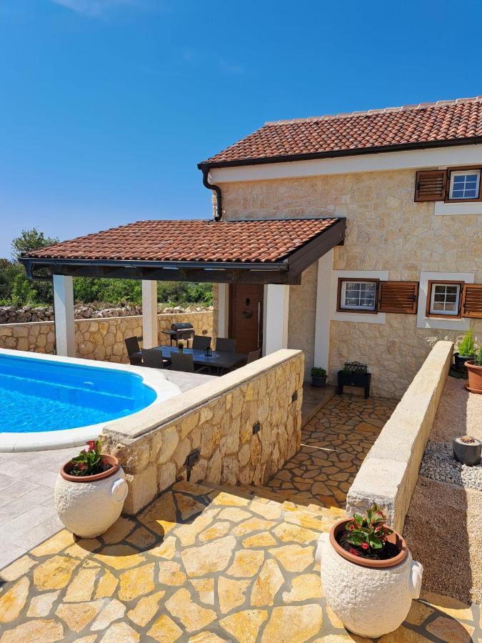 Villa Venkin Dvor نوفاليا المظهر الخارجي الصورة