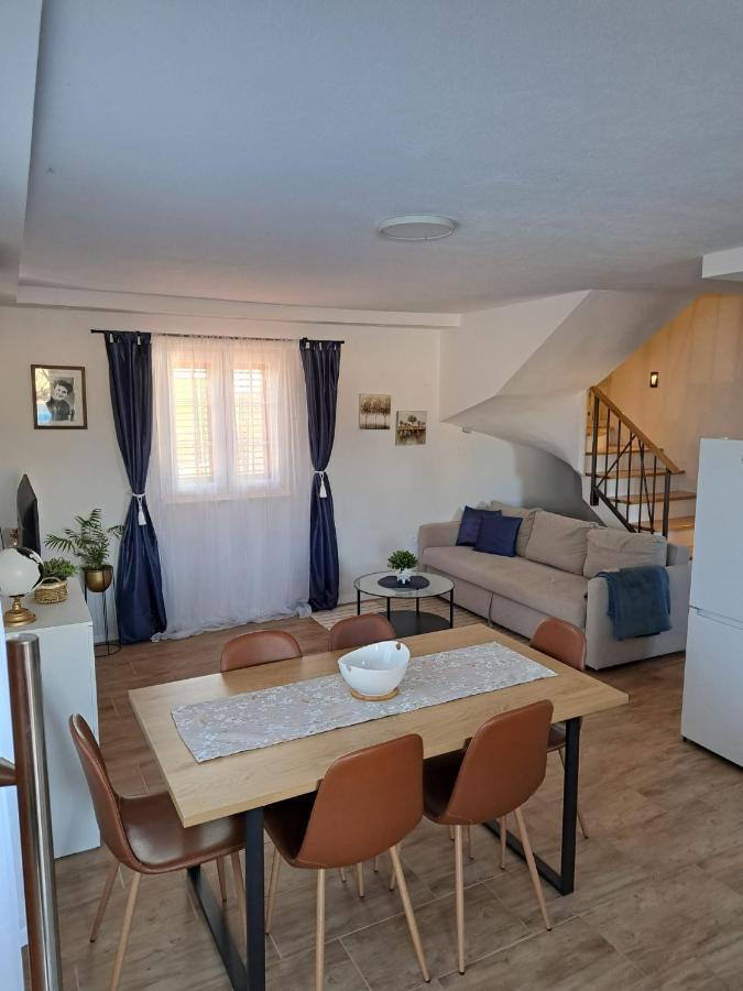 Villa Venkin Dvor نوفاليا المظهر الخارجي الصورة